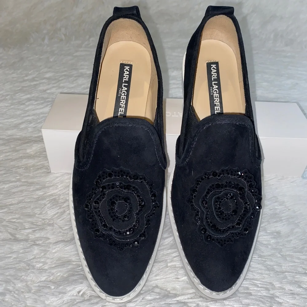 NWOT Karl Lagerfeld CYRA Suede Black Loafers SZ 6 - Picture 1 of 5
